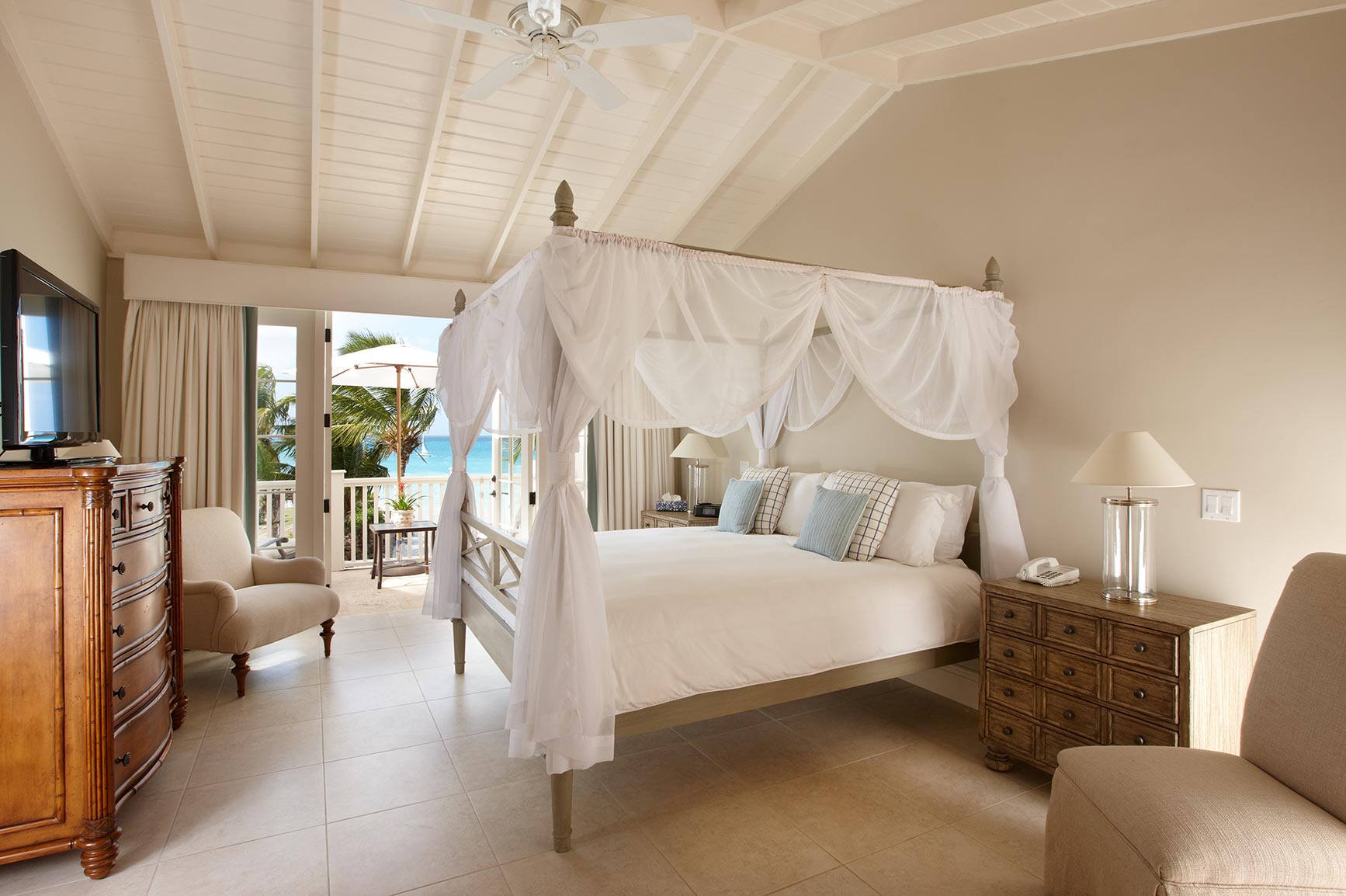 Antigua, Blue Water Resort - Pelican House