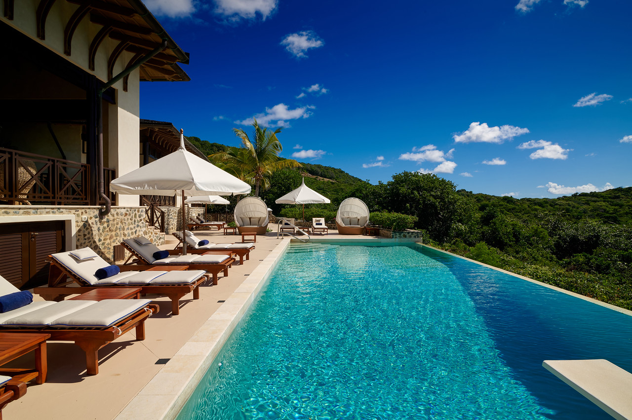 Big Blue Ocean 5 bedroom Villa - Canouan 